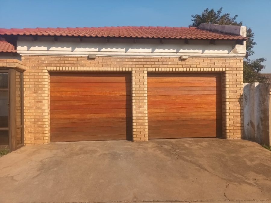 3 Bedroom Property for Sale in Spruit View Gauteng