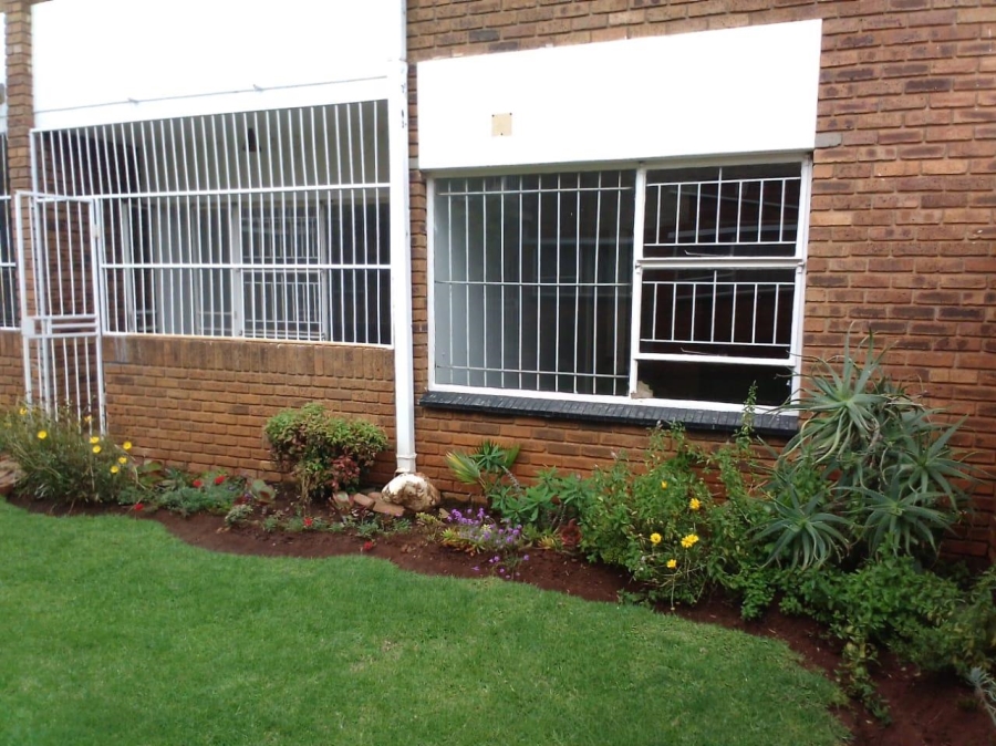 2 Bedroom Property for Sale in Casseldale Gauteng