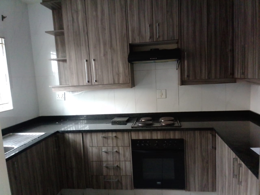 2 Bedroom Property for Sale in Casseldale Gauteng