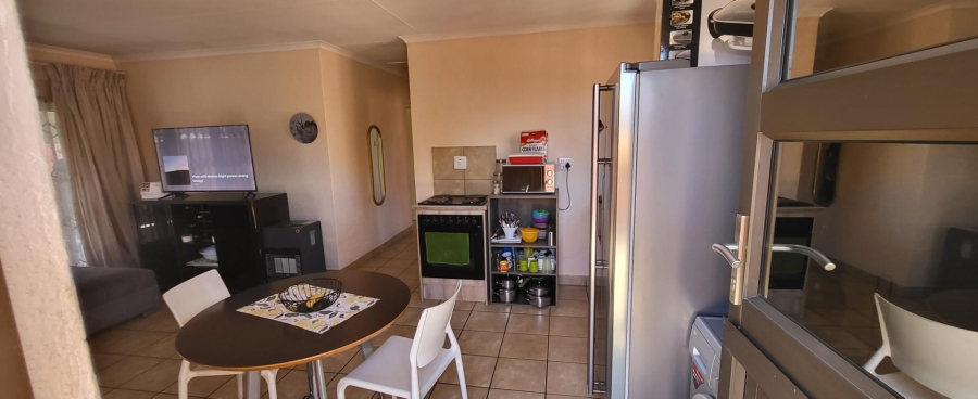 3 Bedroom Property for Sale in Albertsdal Gauteng