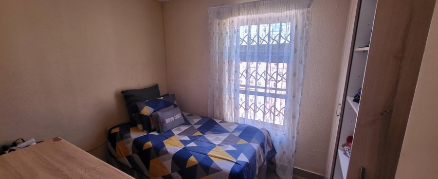 3 Bedroom Property for Sale in Albertsdal Gauteng