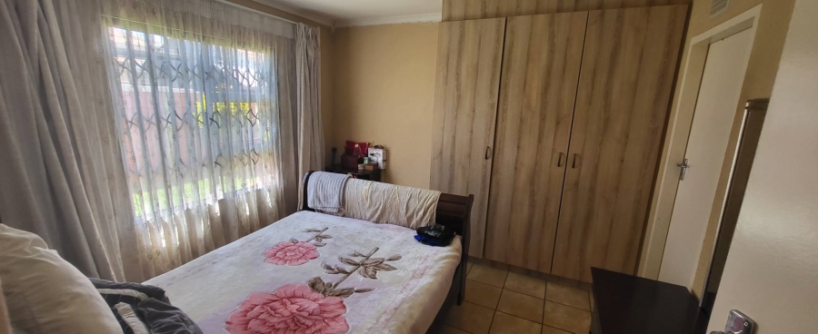 3 Bedroom Property for Sale in Albertsdal Gauteng