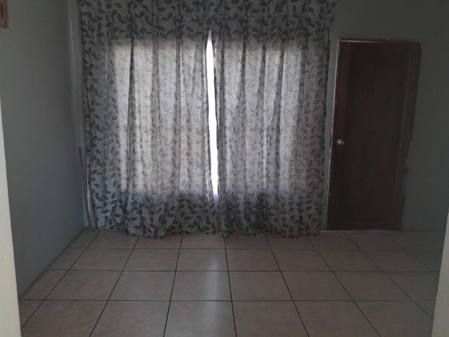 To Let 3 Bedroom Property for Rent in Buhle Park Gauteng