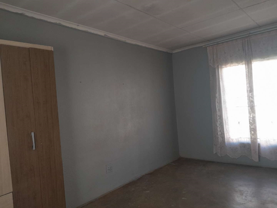 To Let 3 Bedroom Property for Rent in Buhle Park Gauteng