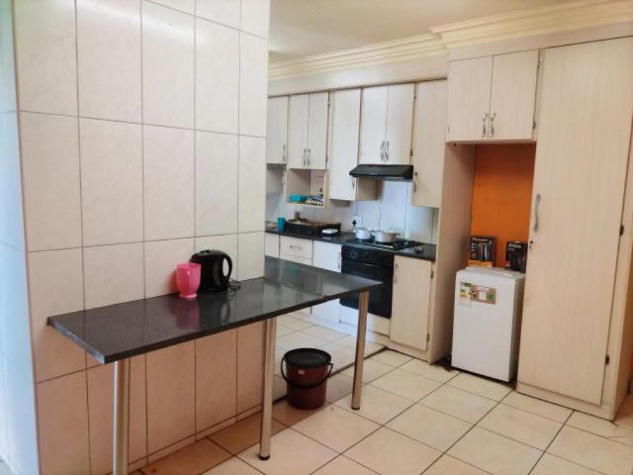 2 Bedroom Property for Sale in Pretoria Central Gauteng