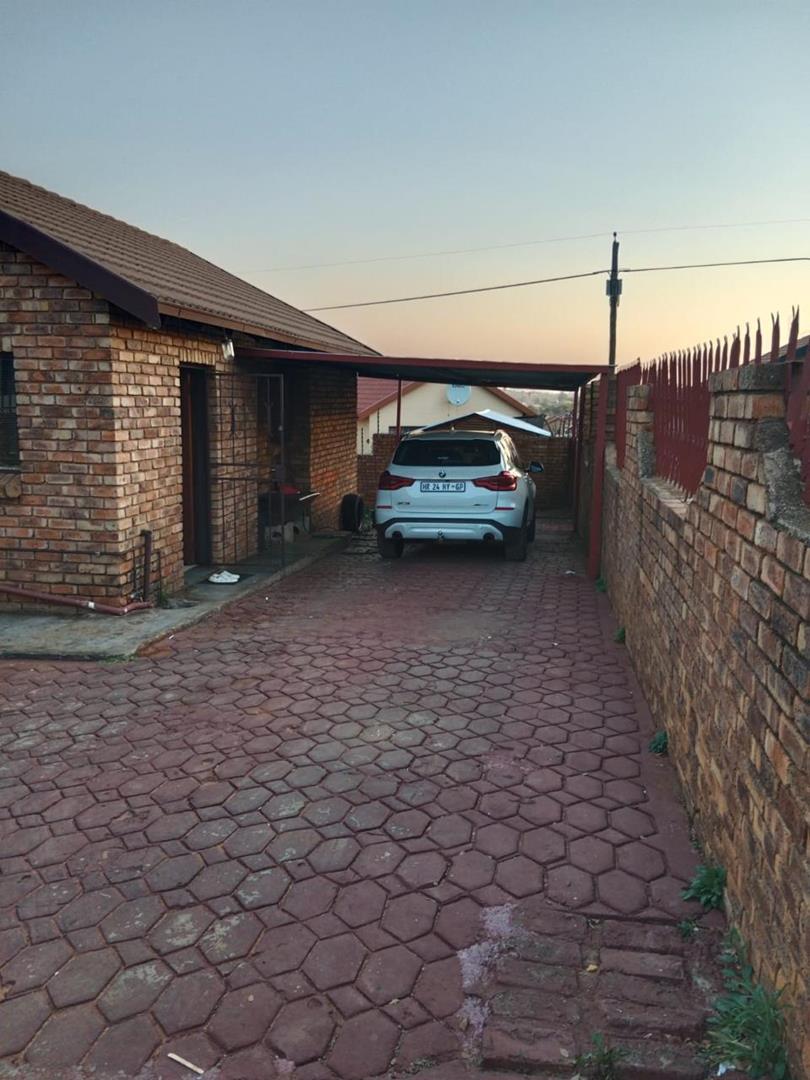 2 Bedroom Property for Sale in Danville Gauteng