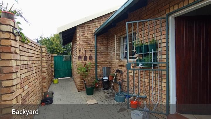 2 Bedroom Property for Sale in Amberfield Gauteng