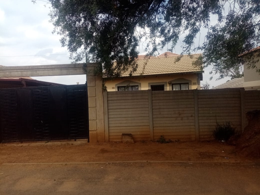 2 Bedroom Property for Sale in Elspark Gauteng