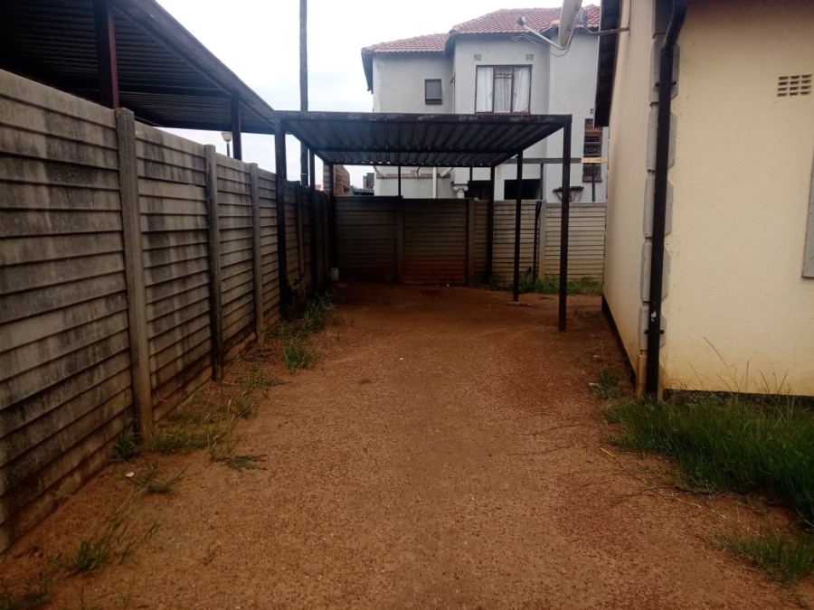 2 Bedroom Property for Sale in Elspark Gauteng