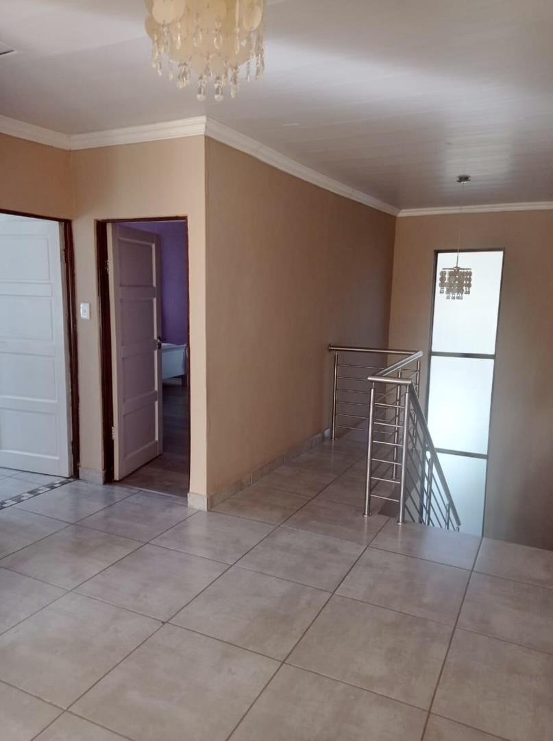 5 Bedroom Property for Sale in Pretoria North Gauteng