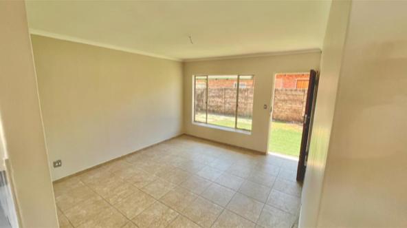 2 Bedroom Property for Sale in The Orchards Gauteng