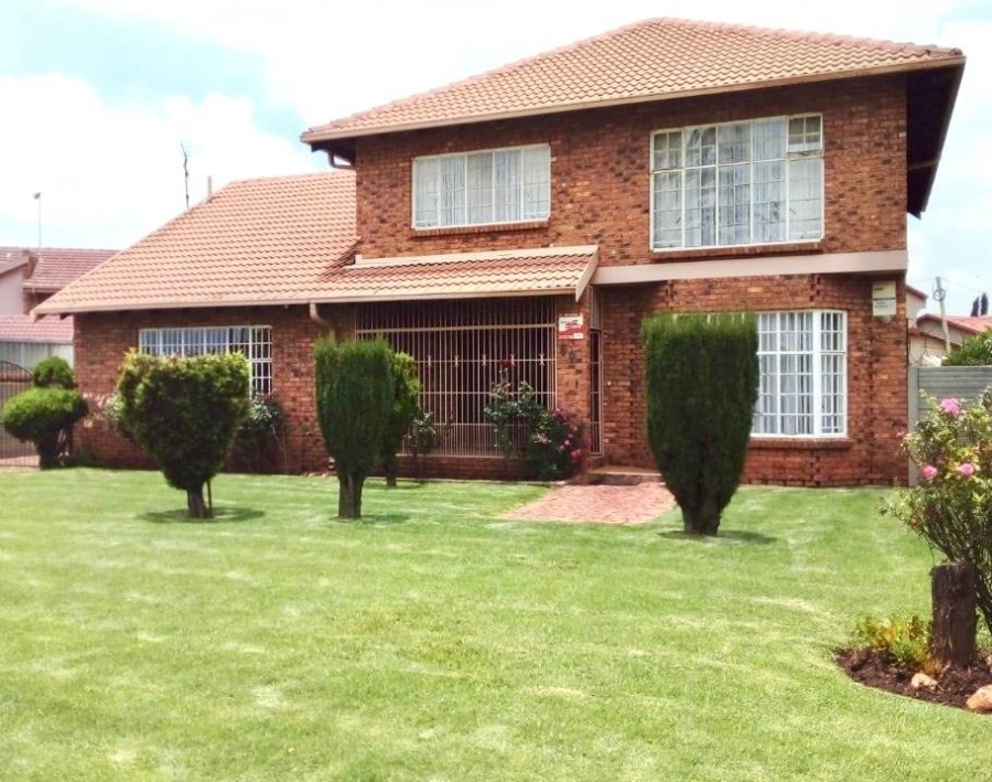 4 Bedroom Property for Sale in Bakerton Gauteng