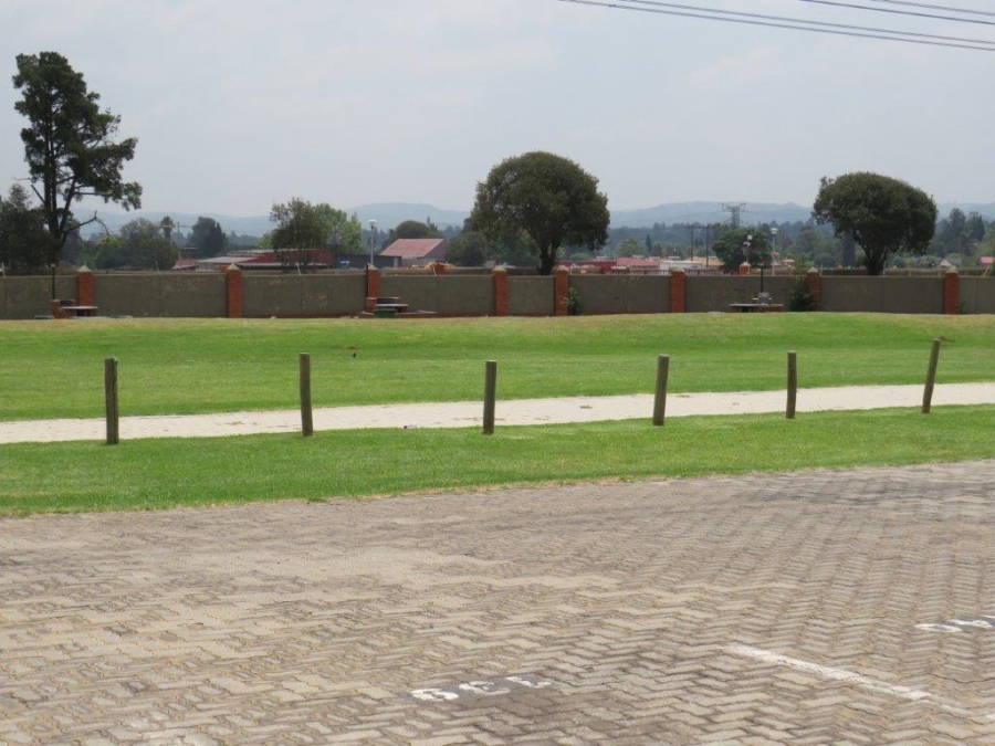 2 Bedroom Property for Sale in Albertsdal Gauteng