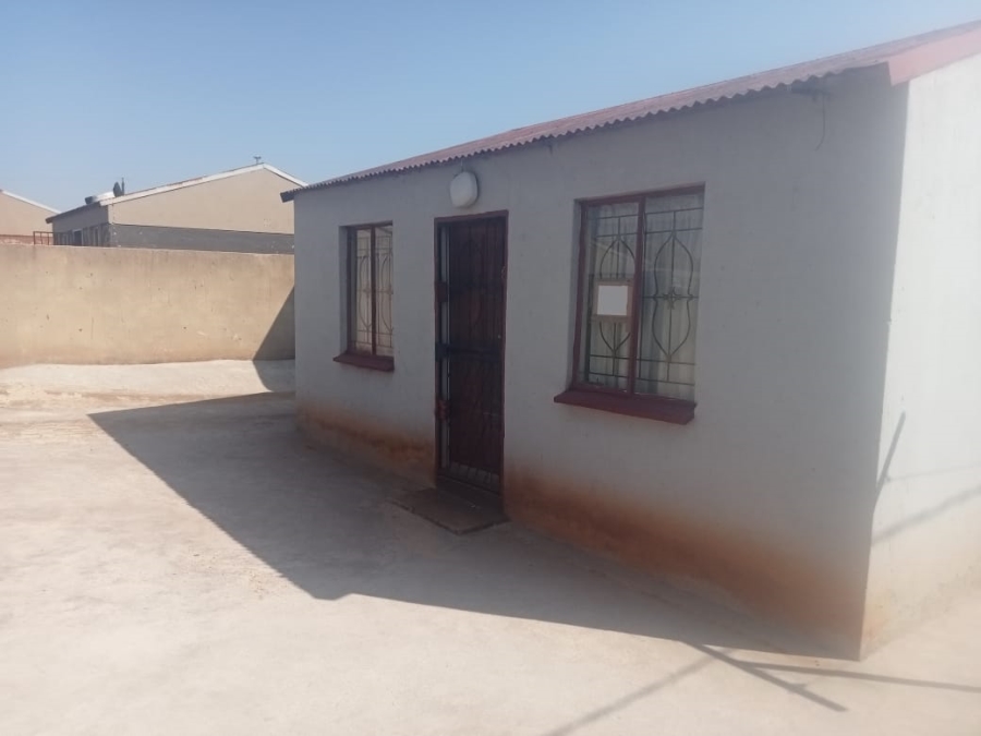 2 Bedroom Property for Sale in Alrode Gauteng