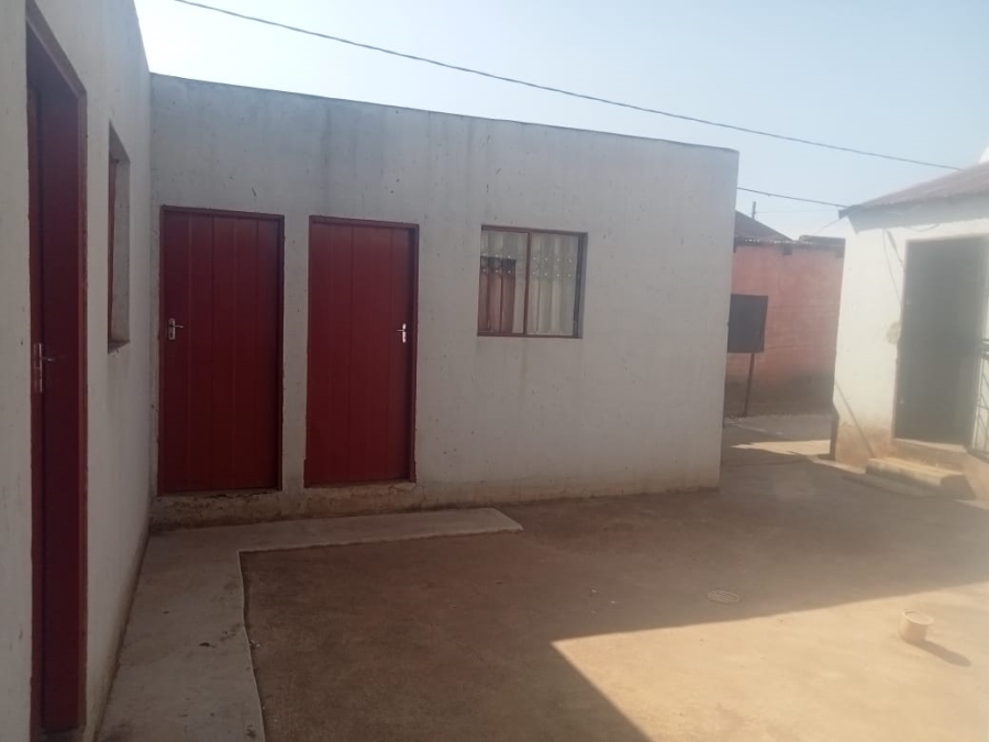 2 Bedroom Property for Sale in Alrode Gauteng