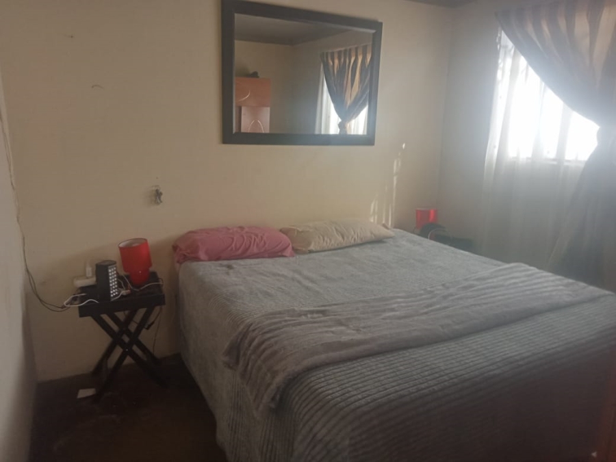 2 Bedroom Property for Sale in Alrode Gauteng