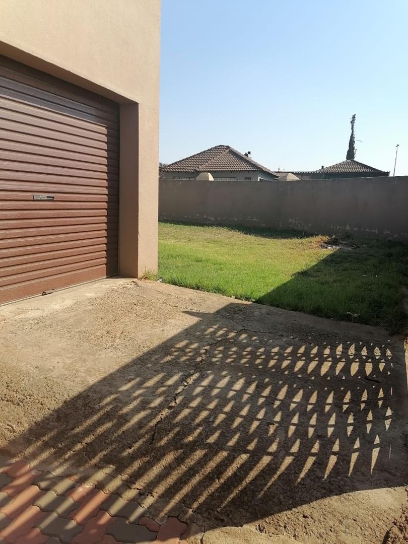 3 Bedroom Property for Sale in Vosloorus Gauteng