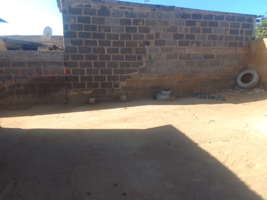 2 Bedroom Property for Sale in Tembisa Gauteng