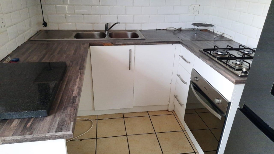 1 Bedroom Property for Sale in Randburg Gauteng