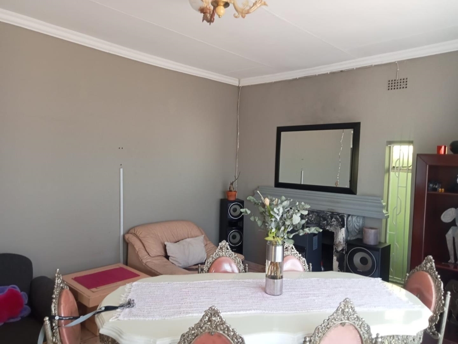 3 Bedroom Property for Sale in Diepkloof Gauteng