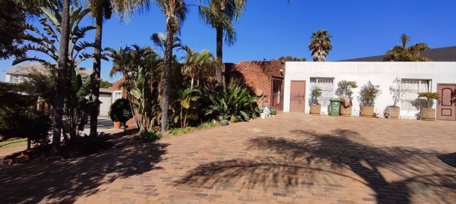 11 Bedroom Property for Sale in Waterkloof Heights Gauteng