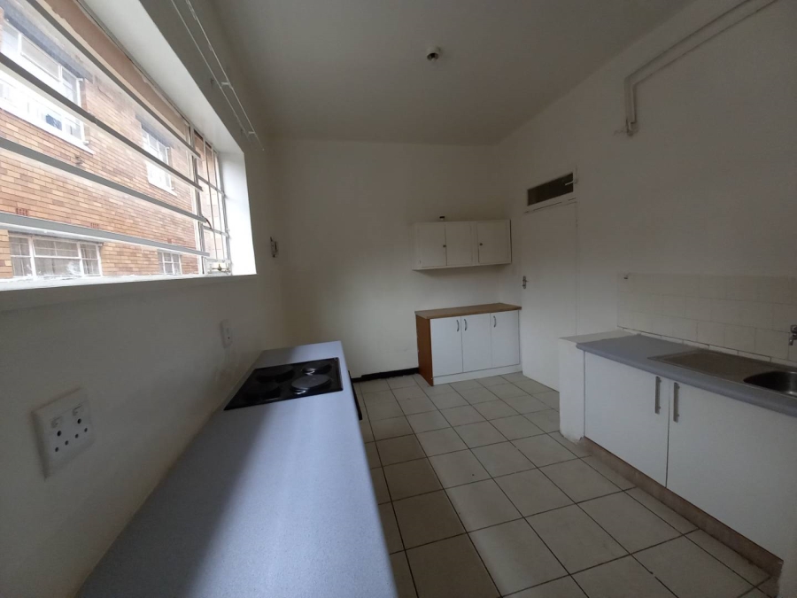 To Let 2 Bedroom Property for Rent in Forest Hill Gauteng