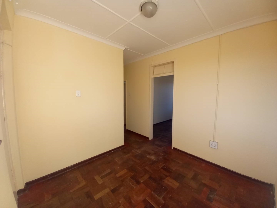 To Let 2 Bedroom Property for Rent in Rosettenville Gauteng