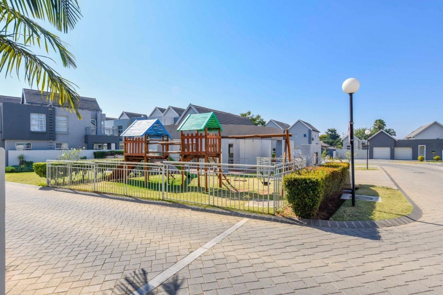 3 Bedroom Property for Sale in North Riding Gauteng