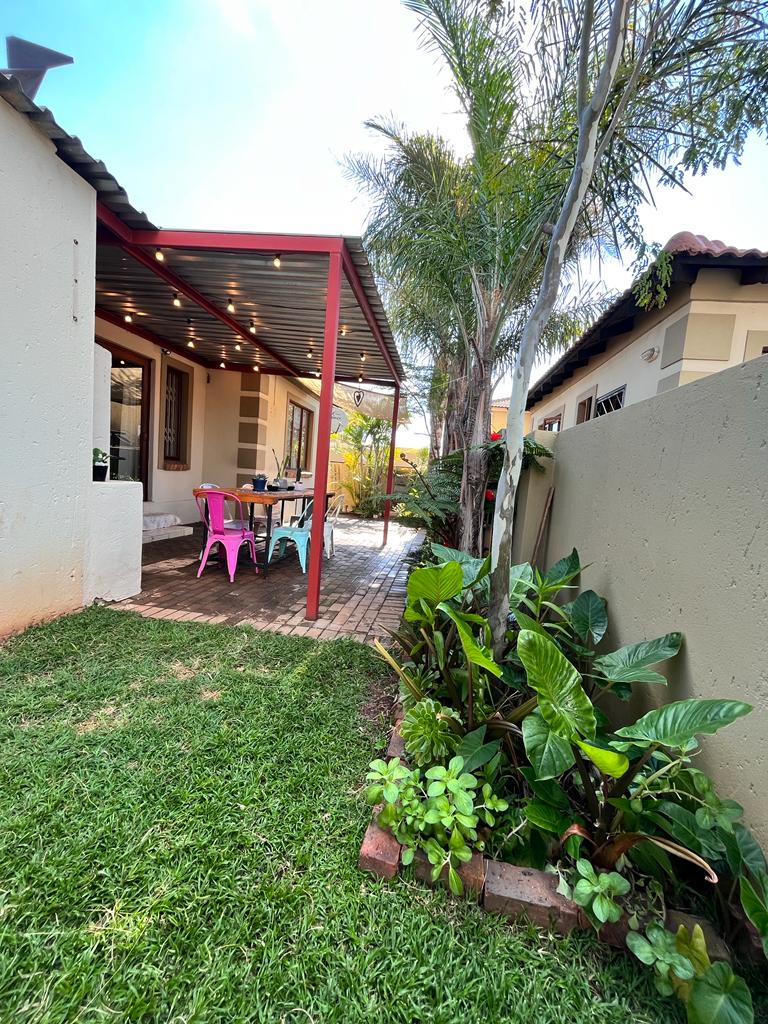 To Let 2 Bedroom Property for Rent in The Reeds Gauteng