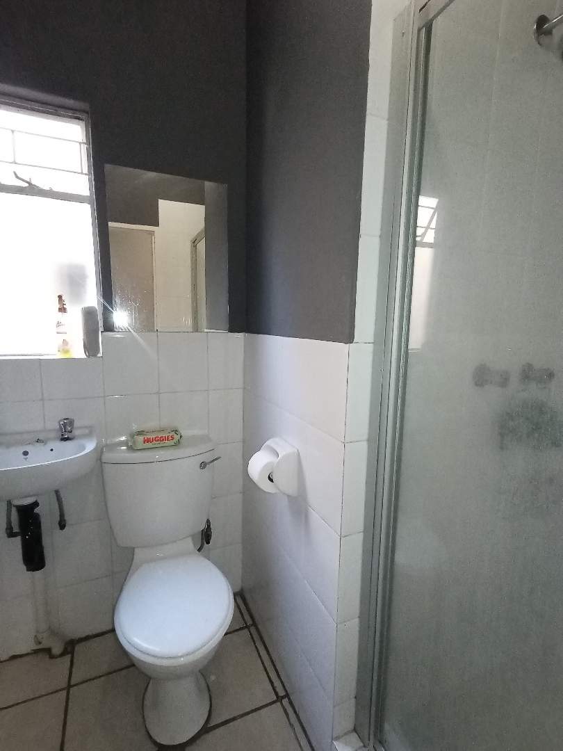 To Let 2 Bedroom Property for Rent in Pomona Gauteng