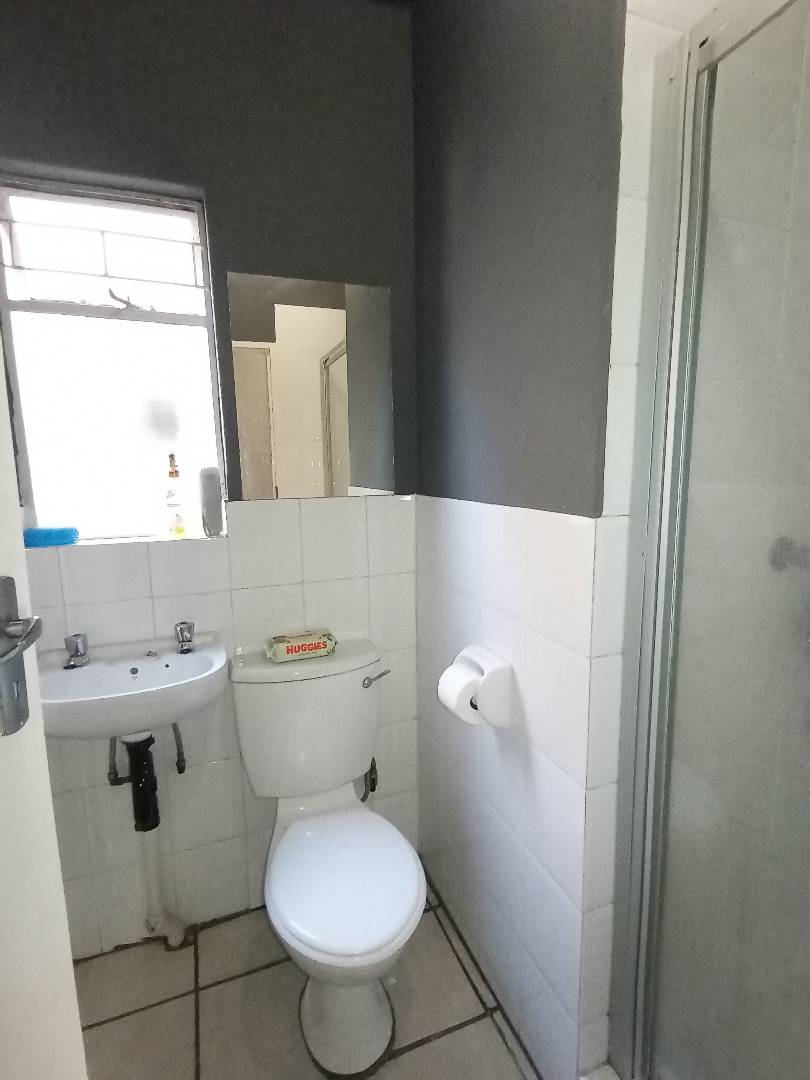 To Let 2 Bedroom Property for Rent in Pomona Gauteng