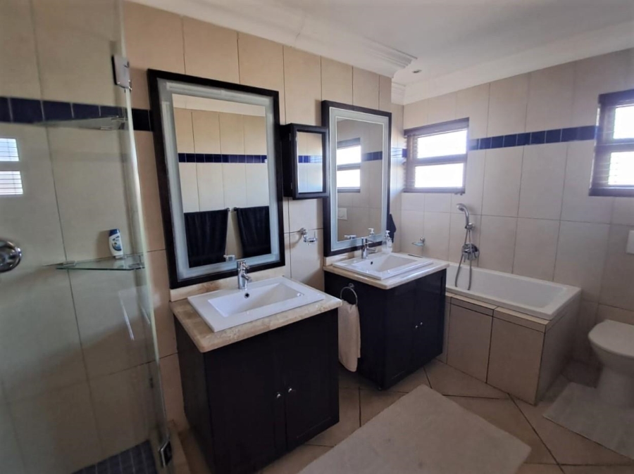 3 Bedroom Property for Sale in Aspen Hills Gauteng