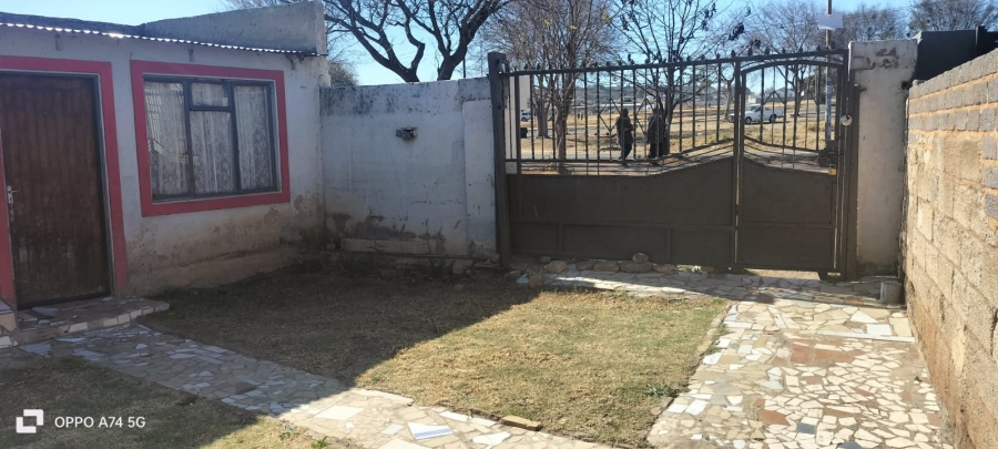 2 Bedroom Property for Sale in Meadowlands Gauteng