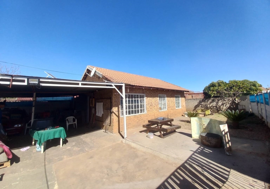 3 Bedroom Property for Sale in Elandspoort Gauteng