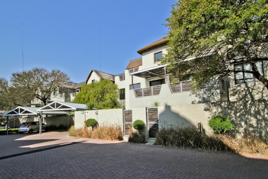 To Let 2 Bedroom Property for Rent in Pineslopes Gauteng