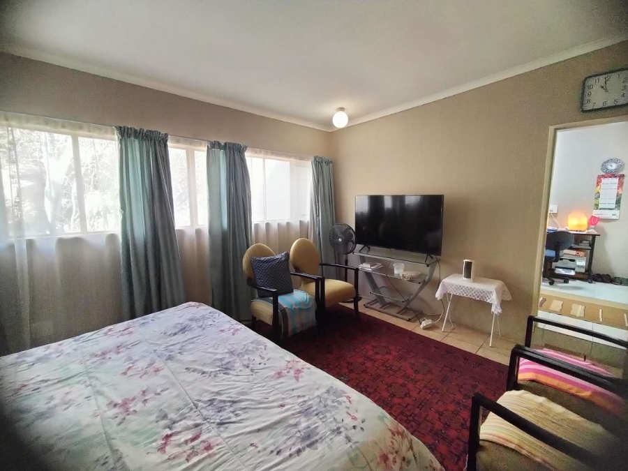 6 Bedroom Property for Sale in Murrayfield Ext 1 Gauteng