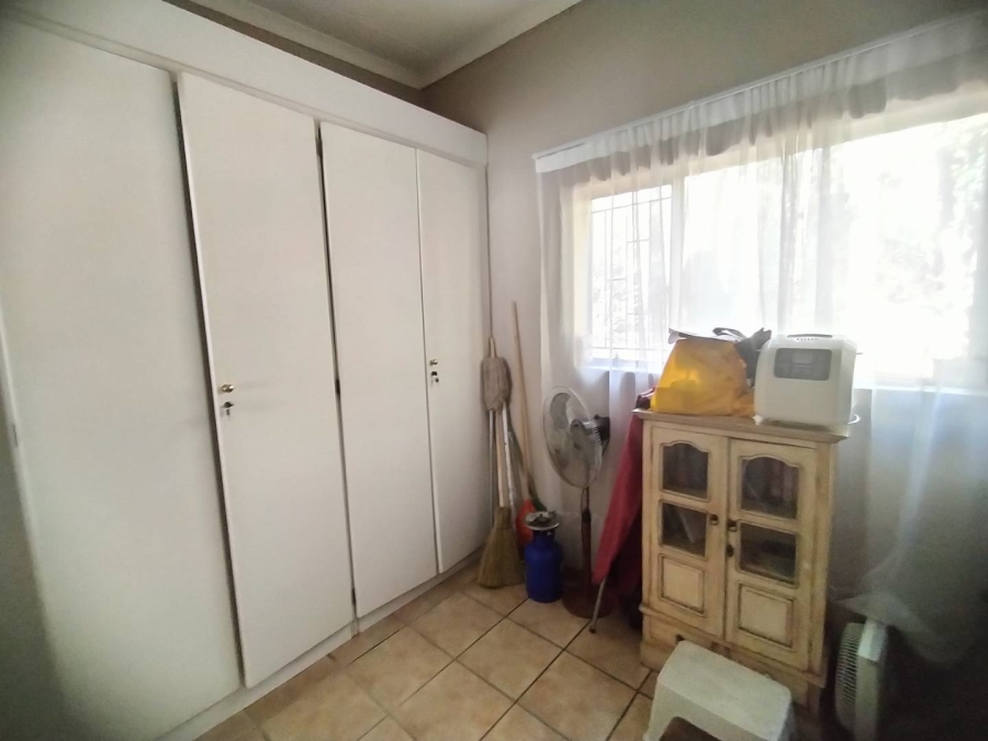 6 Bedroom Property for Sale in Murrayfield Ext 1 Gauteng