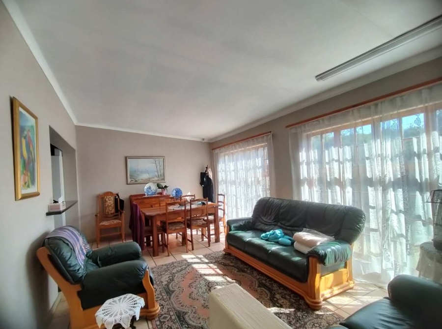 6 Bedroom Property for Sale in Murrayfield Ext 1 Gauteng