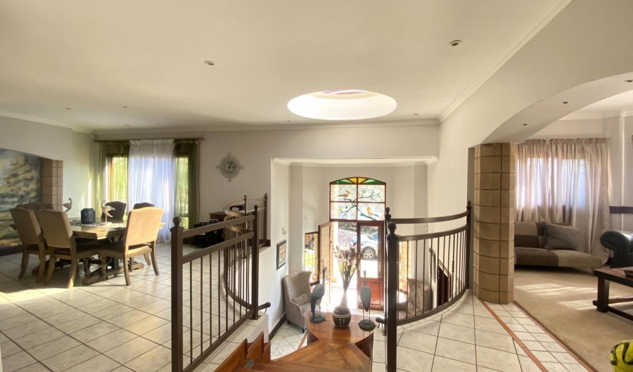 4 Bedroom Property for Sale in Wapadrand Gauteng