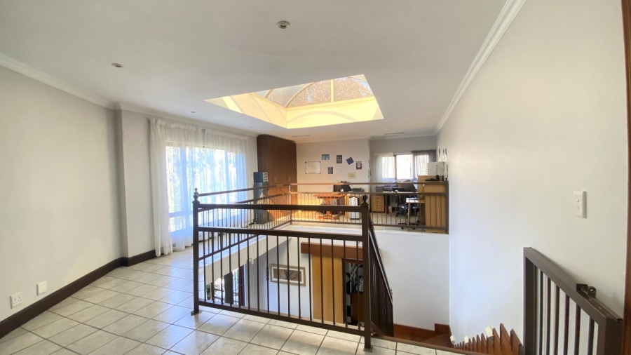 4 Bedroom Property for Sale in Wapadrand Gauteng