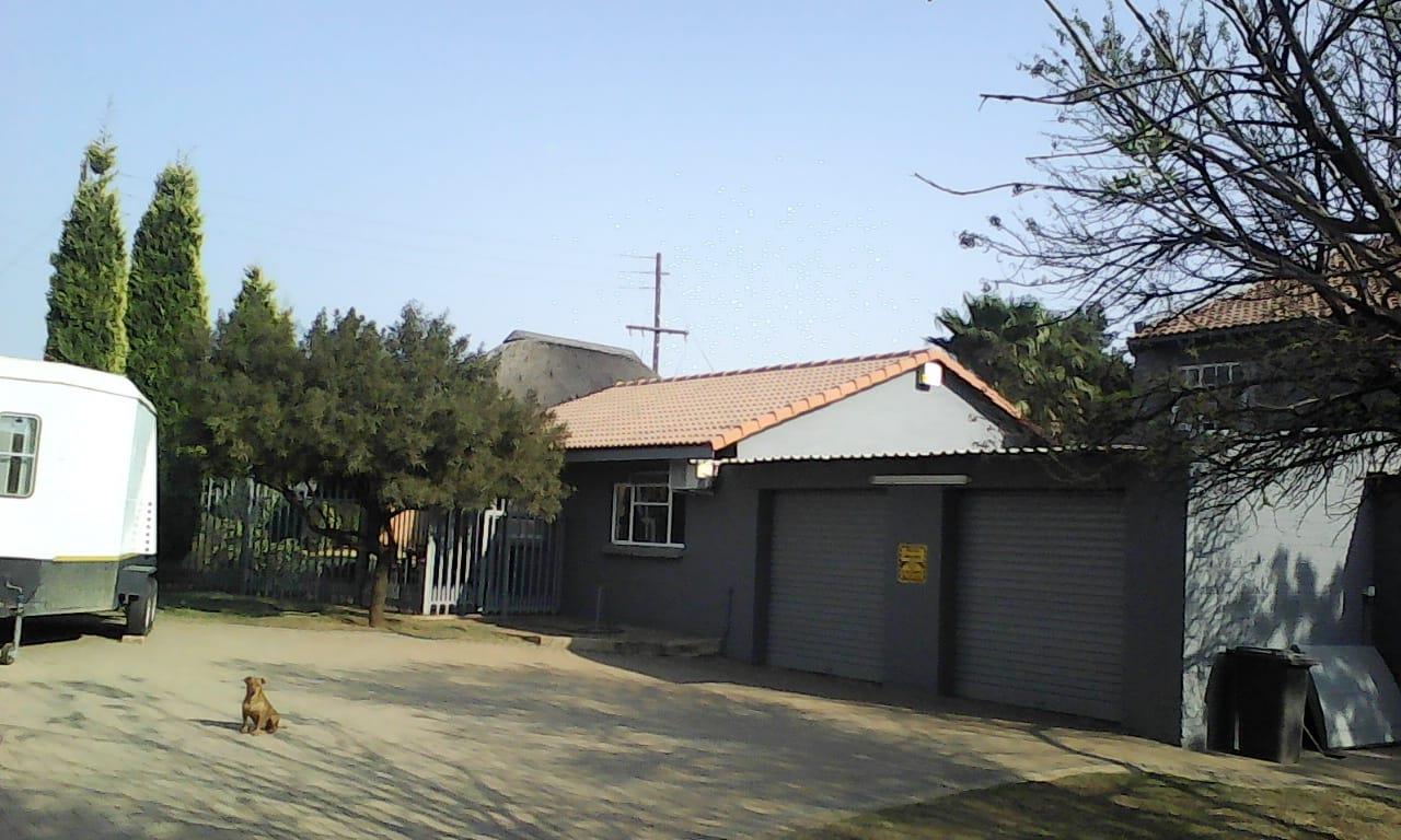 9 Bedroom Property for Sale in Kleinfontein Gauteng