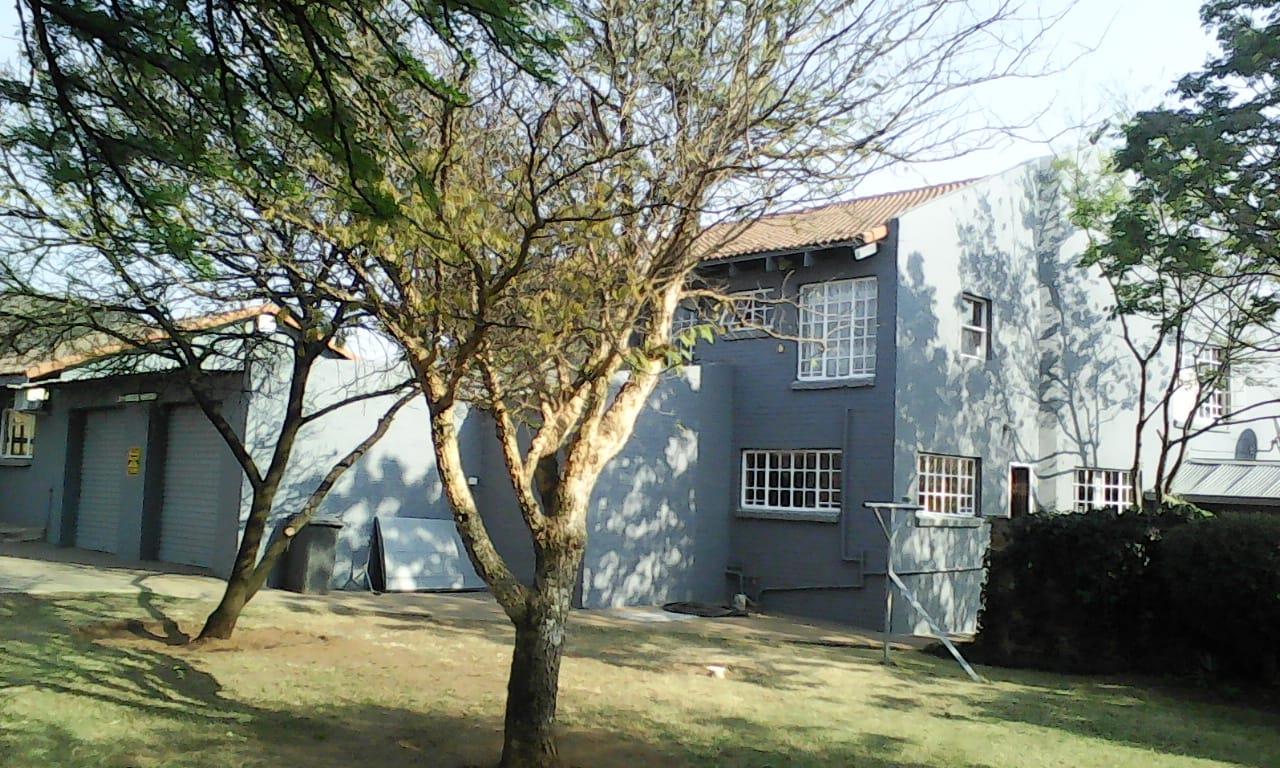 9 Bedroom Property for Sale in Kleinfontein Gauteng