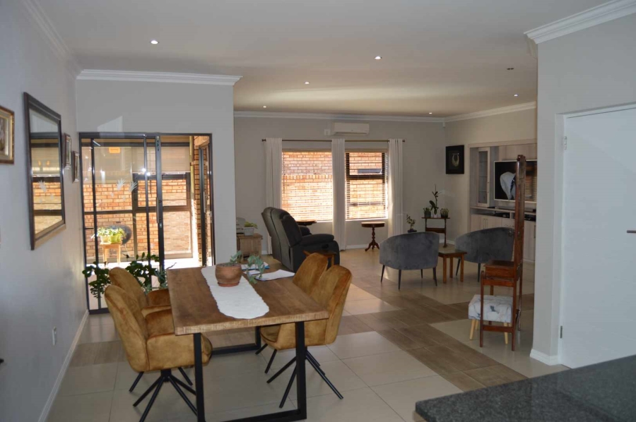 3 Bedroom Property for Sale in New Redruth Gauteng