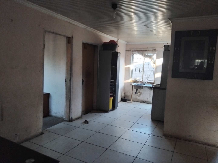 1 Bedroom Property for Sale in Olievenhoutbosch Gauteng