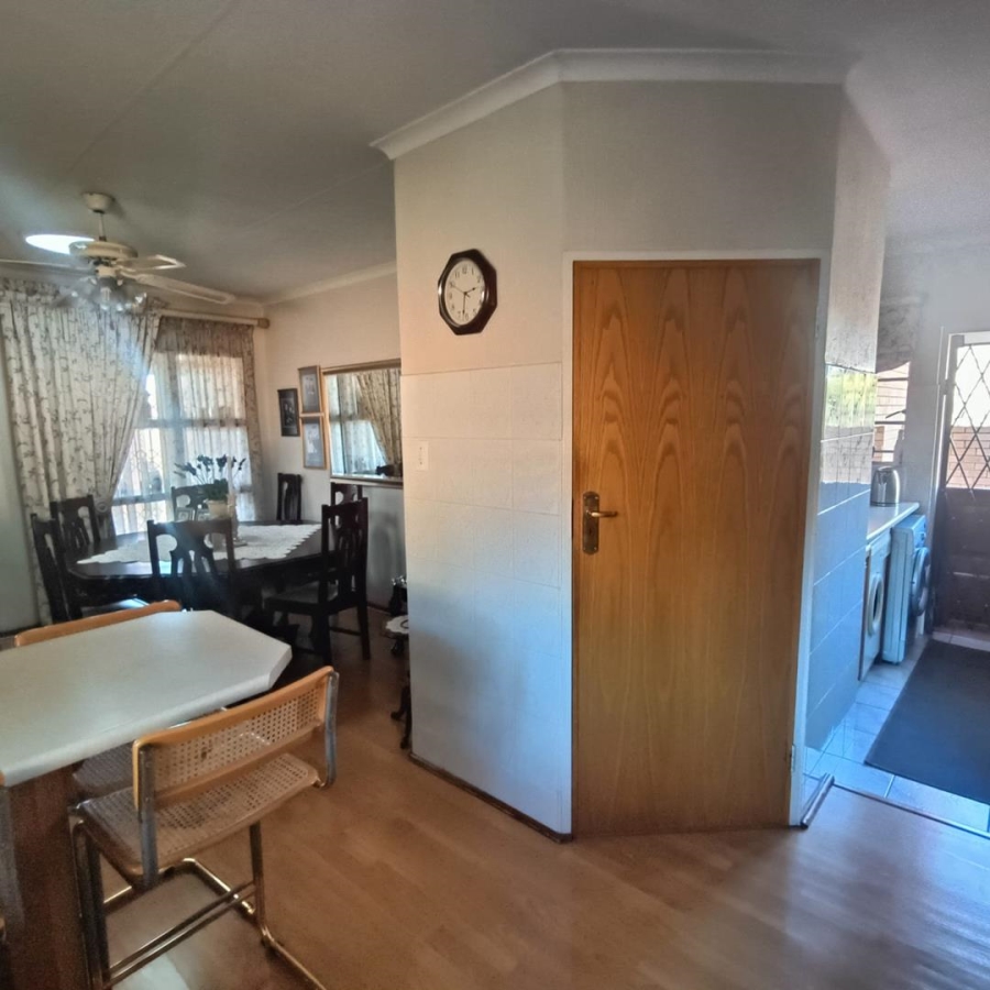 3 Bedroom Property for Sale in Zwartkop Gauteng