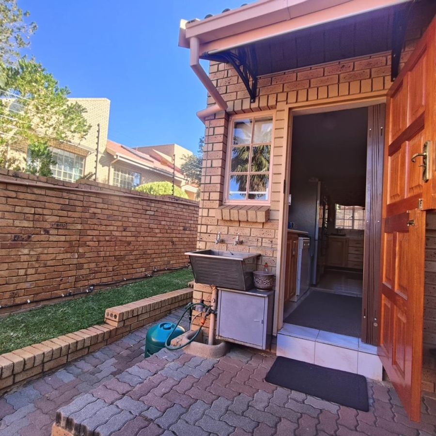 3 Bedroom Property for Sale in Zwartkop Gauteng