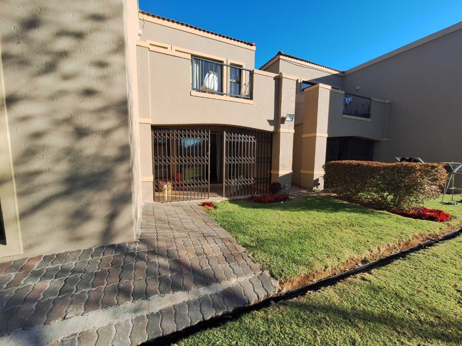 3 Bedroom Property for Sale in Jansenpark Gauteng