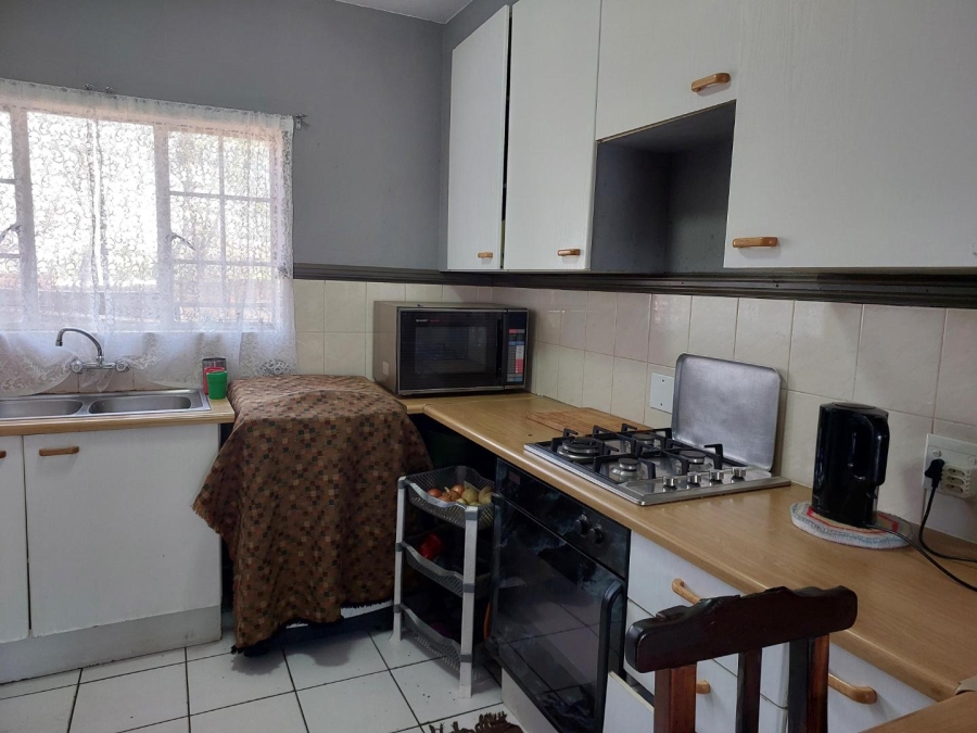 2 Bedroom Property for Sale in Van Riebeeck Park Gauteng