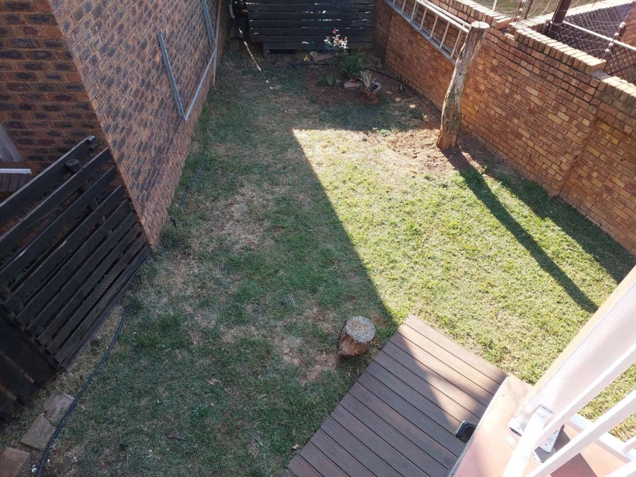 2 Bedroom Property for Sale in Van Riebeeck Park Gauteng