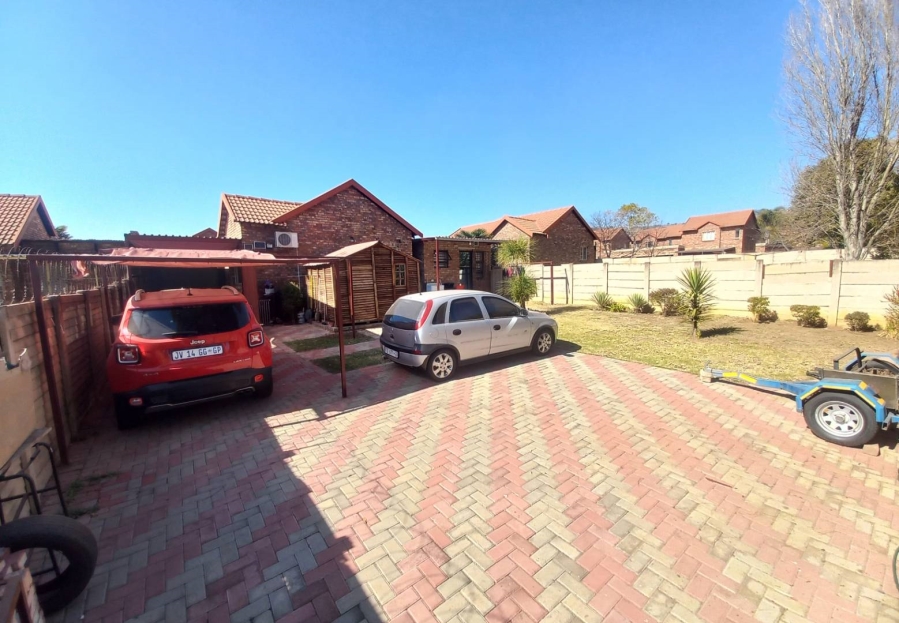 3 Bedroom Property for Sale in Claremont Gauteng